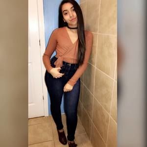 Meet your Posher, Iris